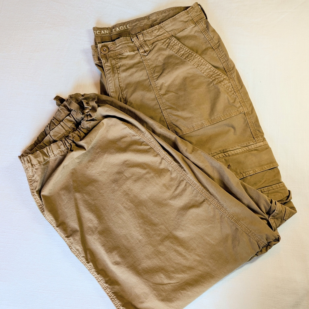 Women's AE Baggy Jogger Cargo Pants American Eagle Outfitters Size 20